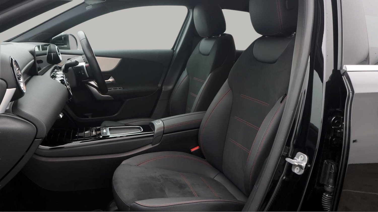 Used Mercedes-Benz A-Class 2023 for sale - 77650999: Photo 14