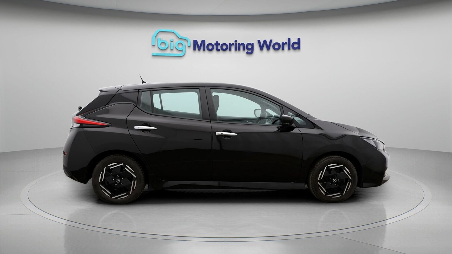 Used Nissan Leaf 2022 for sale - 77271162: Photo 8