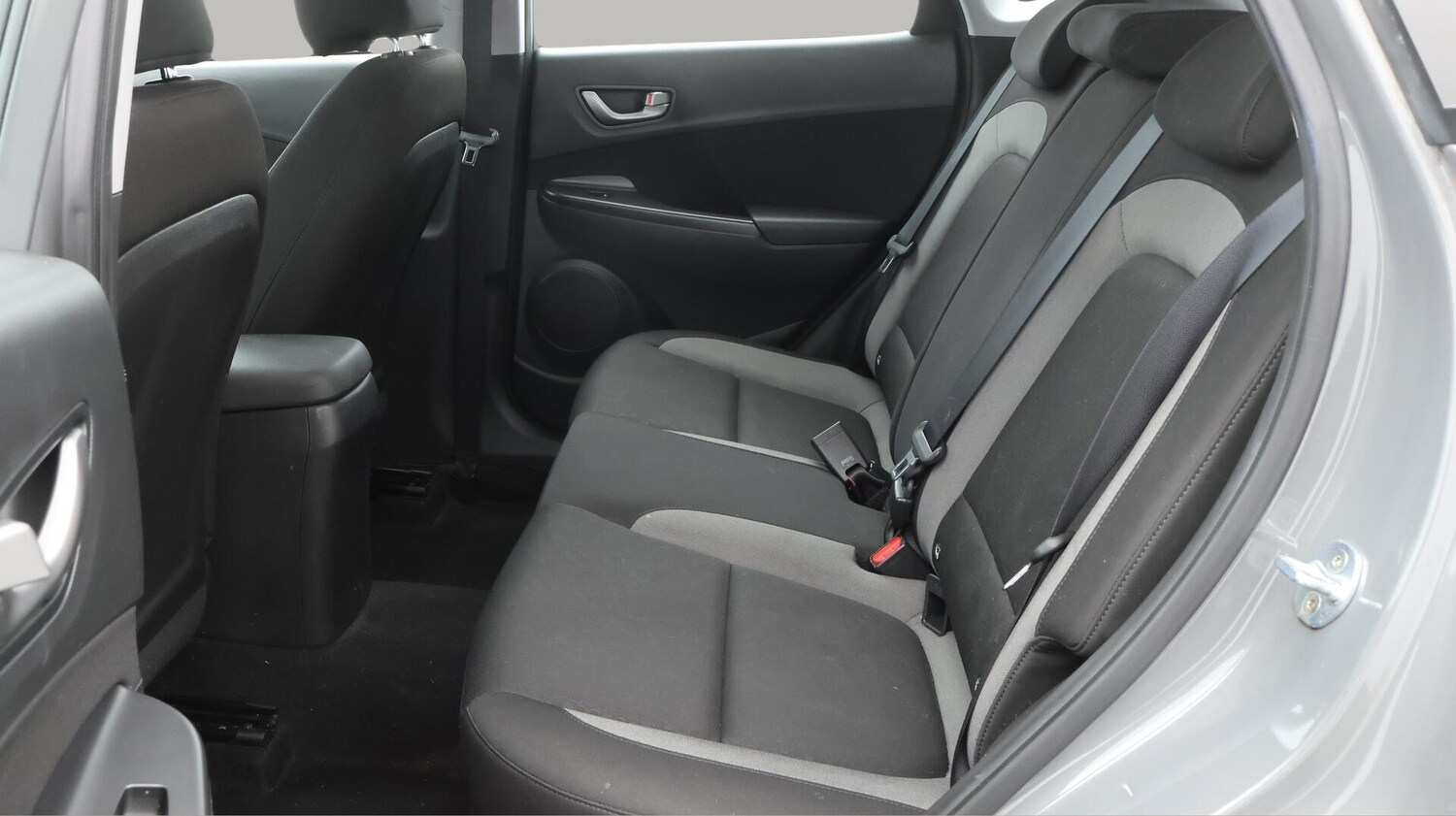 Used Hyundai KONA 2018 for sale - 76158472: Photo 16