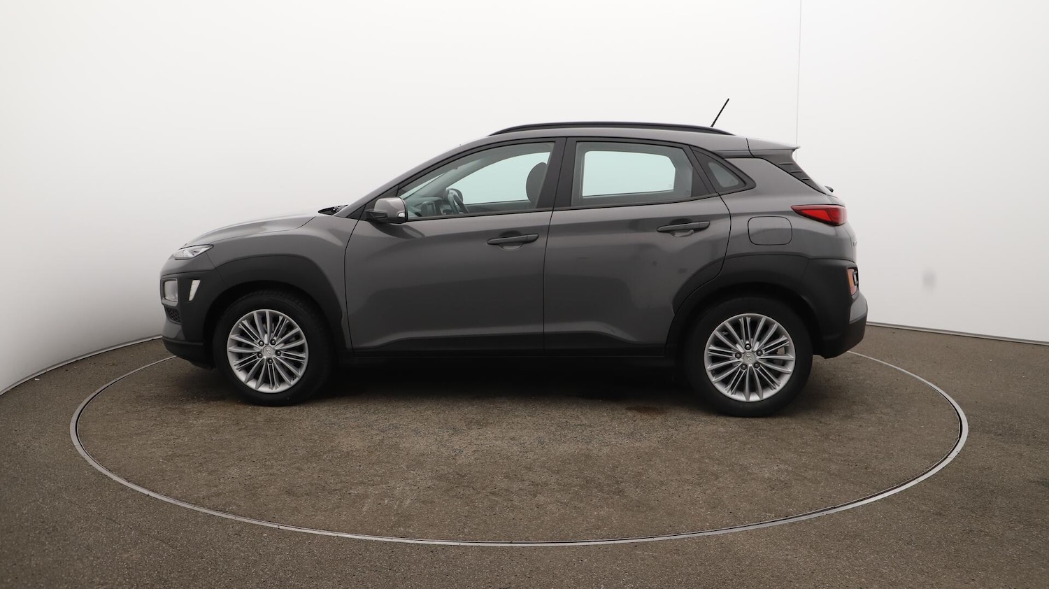 Used Hyundai KONA 2018 for sale - 76158472: Photo 41