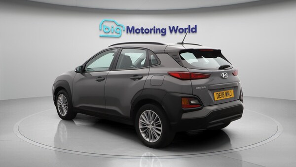 Used Hyundai KONA 2018 for sale - 76158472: Photo 6