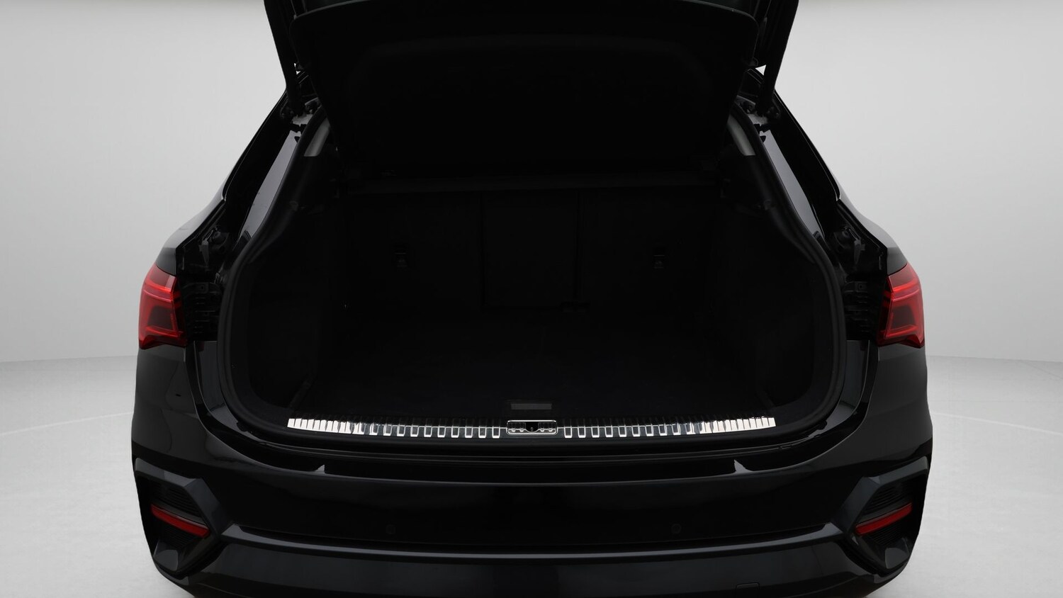 Used Audi Q3 2021 for sale - 77474592: Photo 17