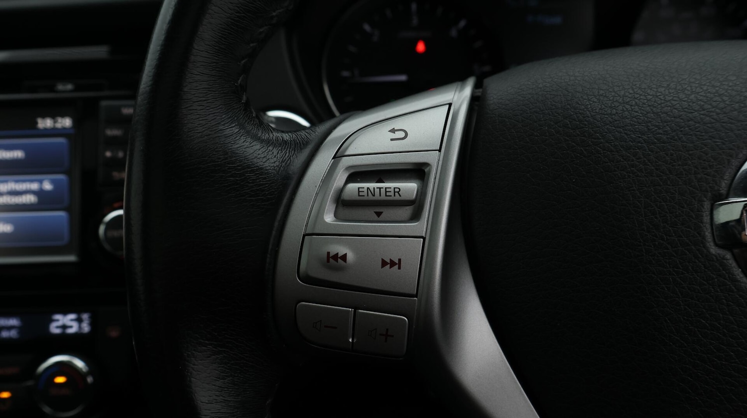 Used Nissan X-Trail 2017 for sale - 76512633: Photo 29