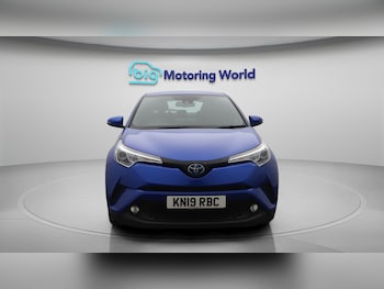 Used Toyota C-HR 2019 for sale - 75431038: Photo