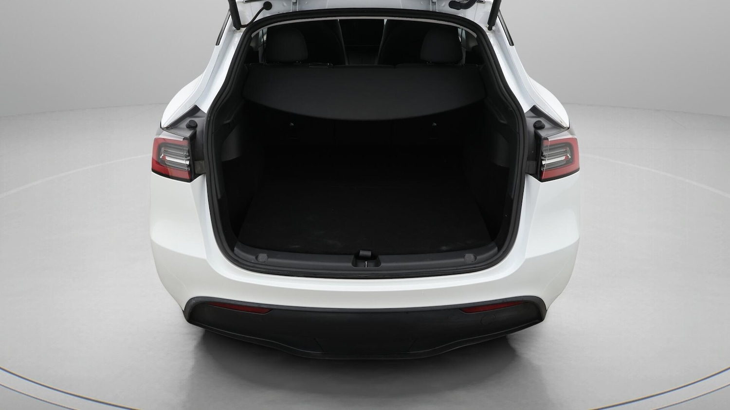 Used Tesla Model Y 2023 for sale - 76735403: Photo 18