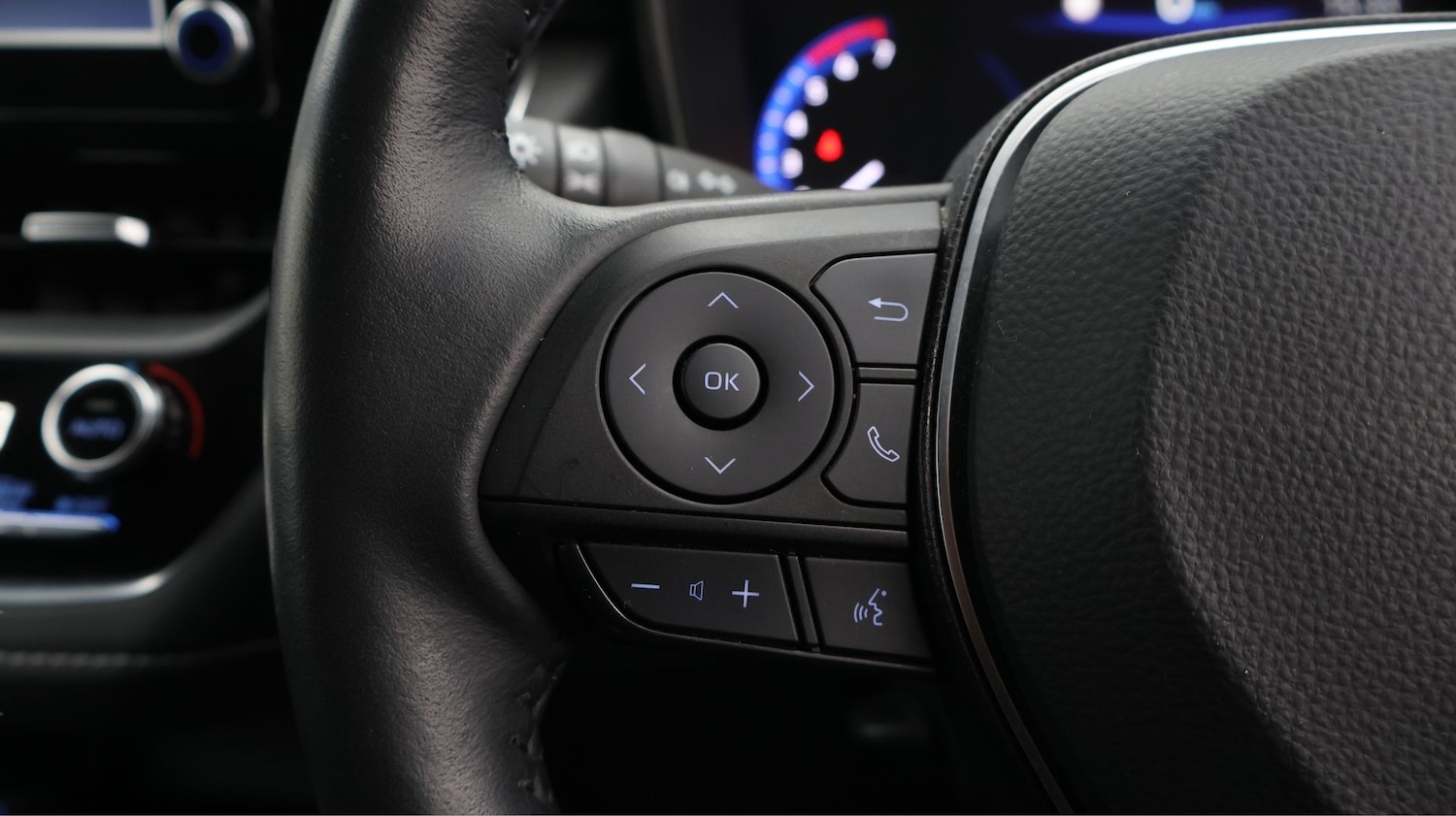 Used Suzuki Swace 2022 for sale - 77329332: Photo 25