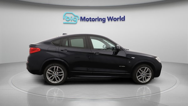 Used BMW X4 2017 for sale - 76226408: Photo 9