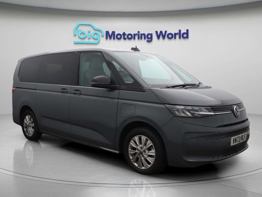 Used Volkswagen Multivan 2023 for sale - 76432421: Photo 1