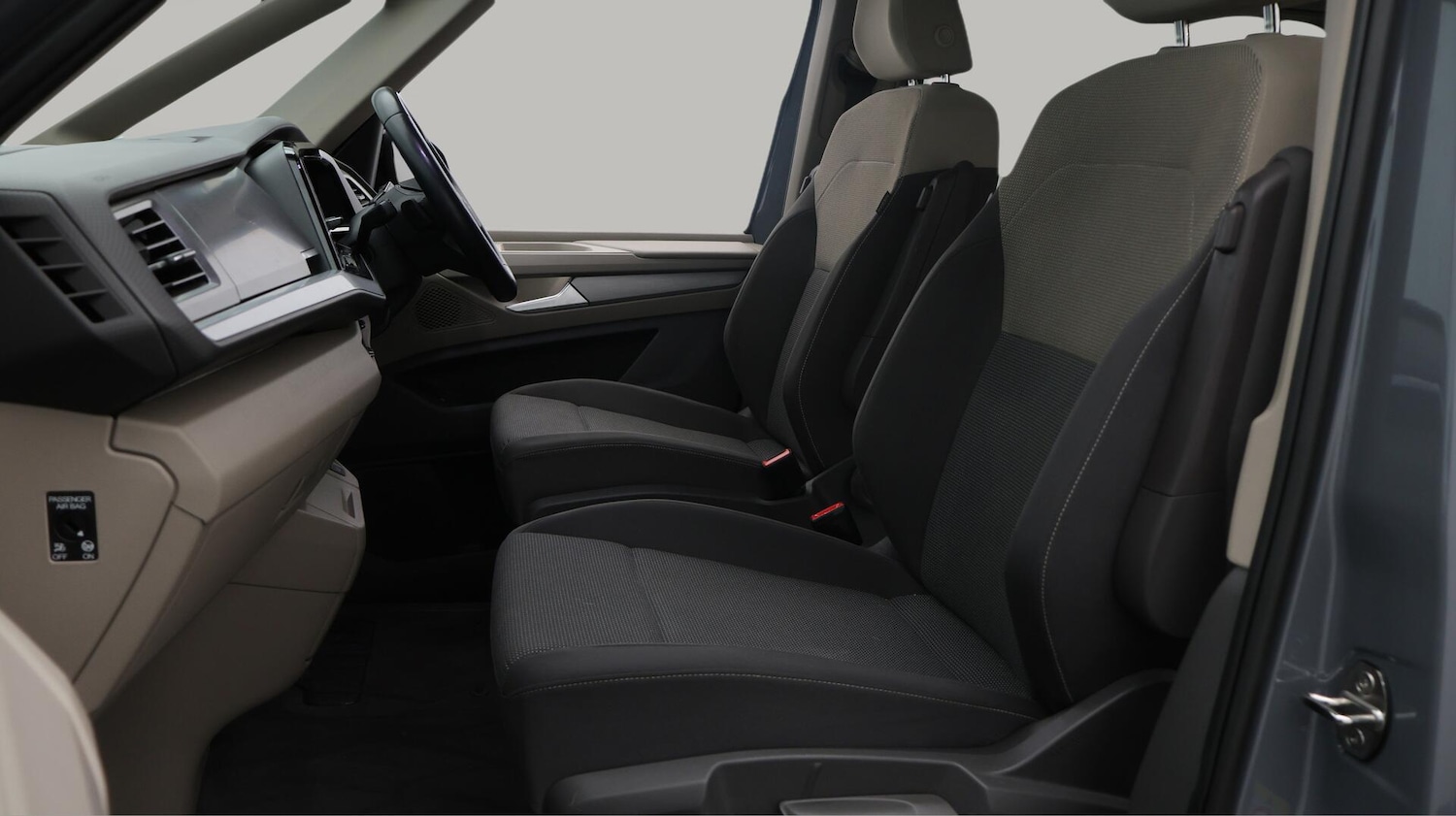 Used Volkswagen Multivan 2023 for sale - 76432421: Photo 15