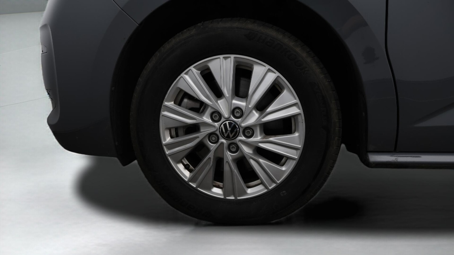 Used Volkswagen Multivan 2023 for sale - 76432421: Photo 19