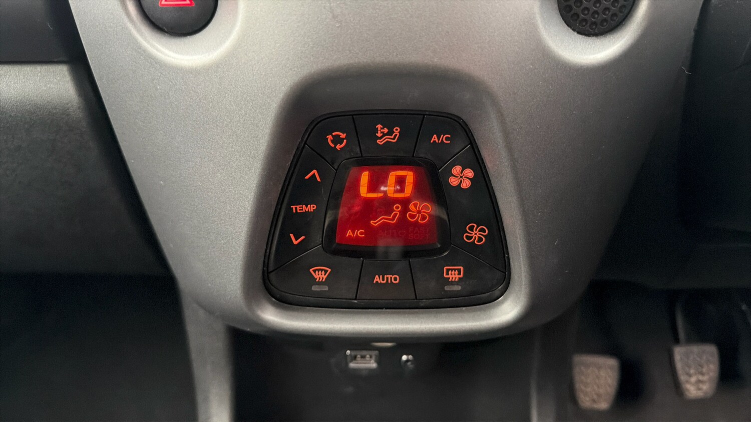 Used Toyota AYGO 2019 for sale - 78210364: Photo 11