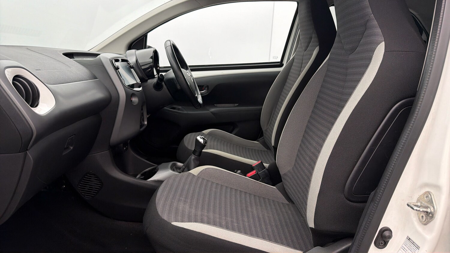 Used Toyota AYGO 2019 for sale - 78210364: Photo 13