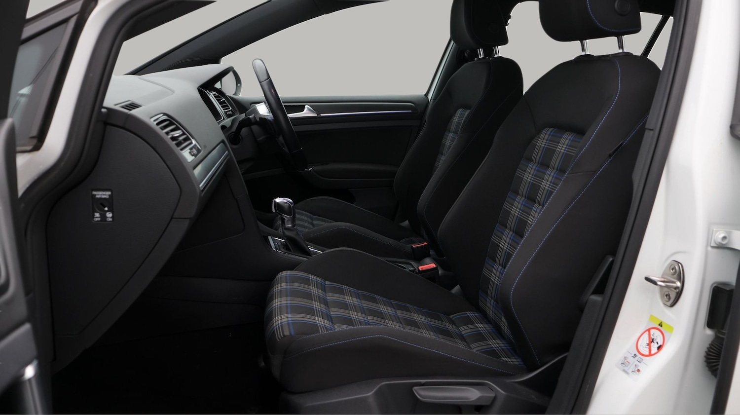 Used Volkswagen Golf 2018 for sale - 77729818: Photo 14