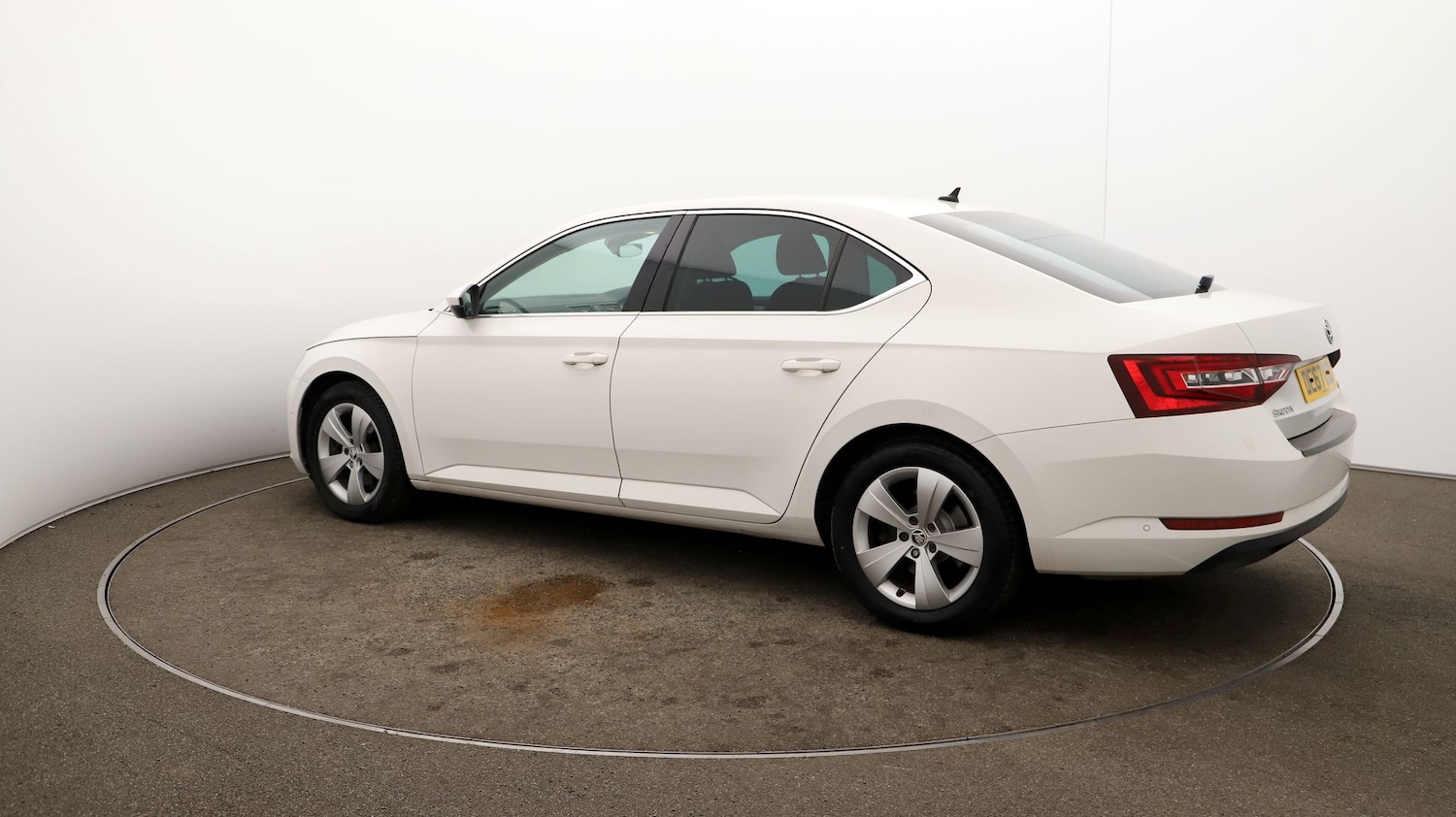 Used Skoda Superb 2017 for sale - 76810059: Photo 30