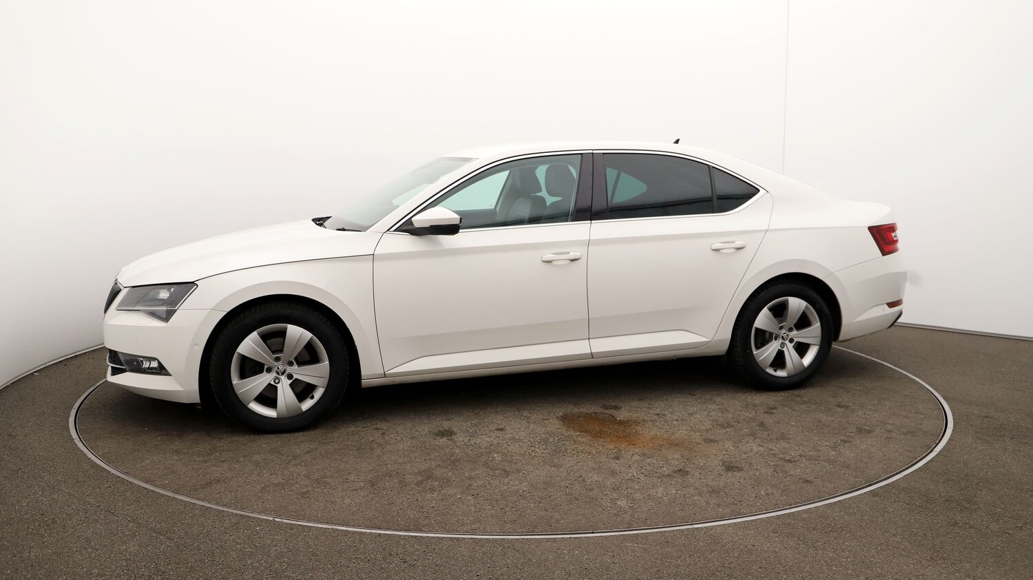 Used Skoda Superb 2017 for sale - 76810059: Photo 60