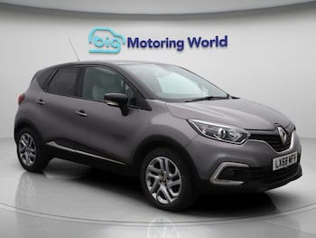 Used Renault Captur 2018 for sale - 76844739: Photo