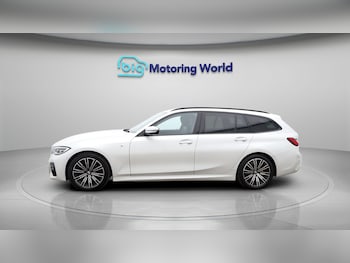 Used BMW 3 Series 2021 for sale - 77410810: Photo