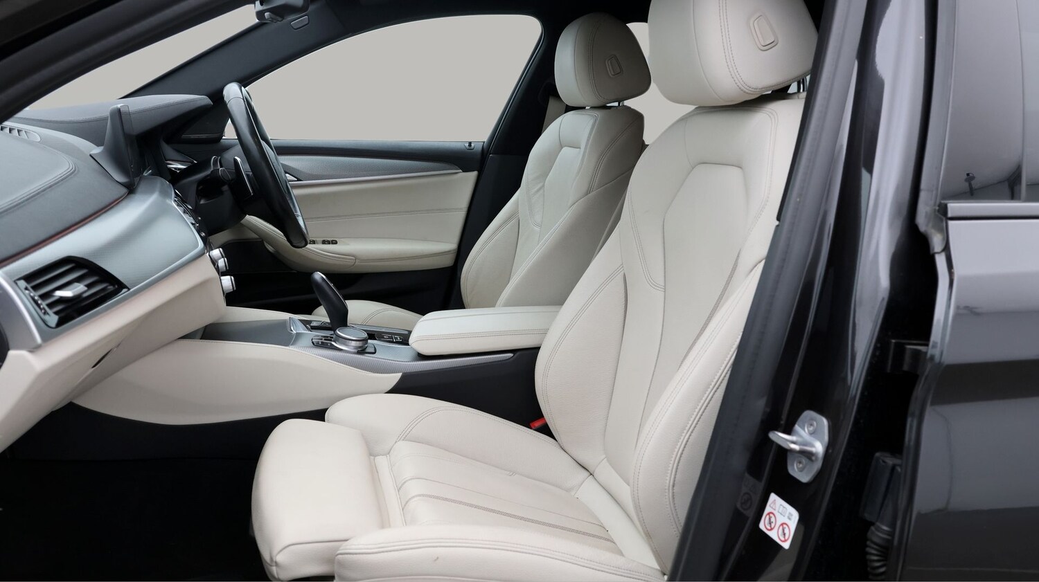 Used BMW 5 Series for sale - 77871832: Photo 14