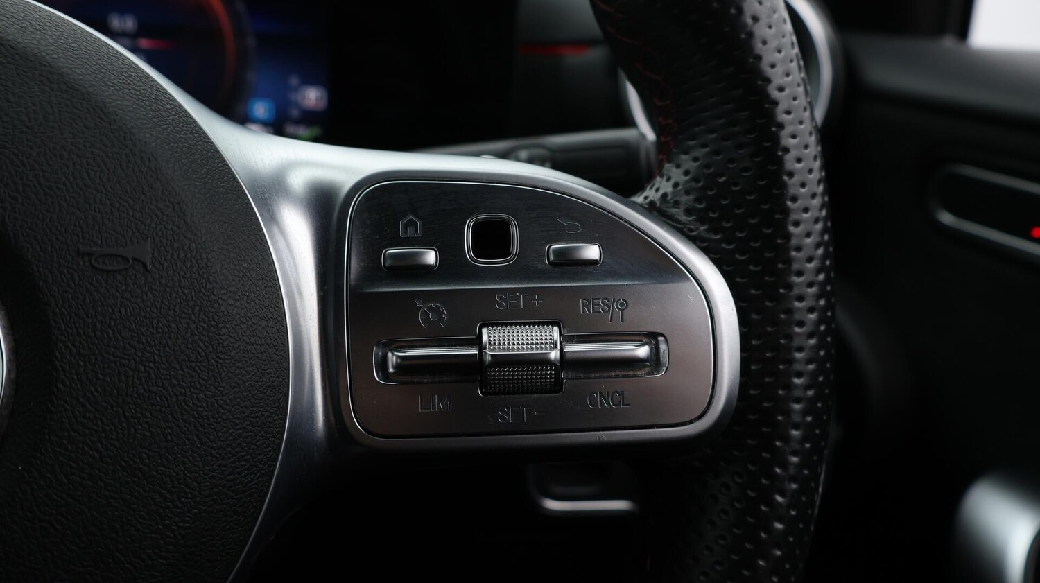 Used Mercedes-Benz A-Class 2021 for sale - 76537950: Photo 27