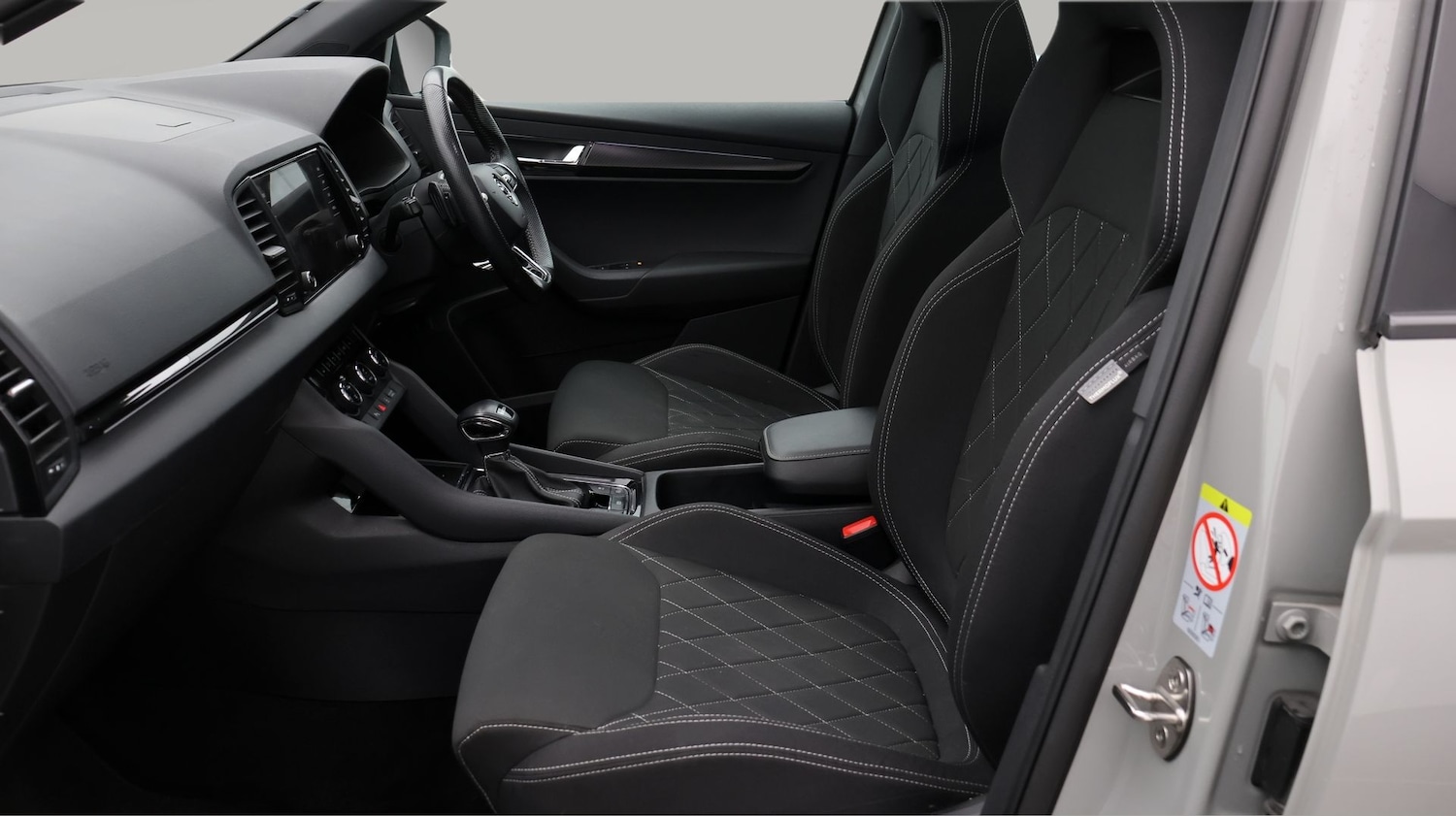 Used Skoda Karoq 2023 for sale - 77873425: Photo 14