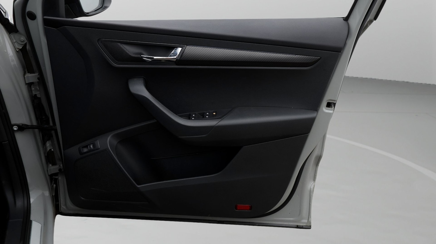 Used Skoda Karoq 2023 for sale - 77873425: Photo 15