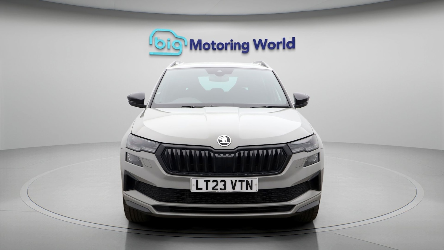 Used Skoda Karoq 2023 for sale - 77873425: Photo 2