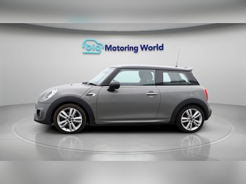 Used MINI Hatch 2018 for sale - 77764312: Photo