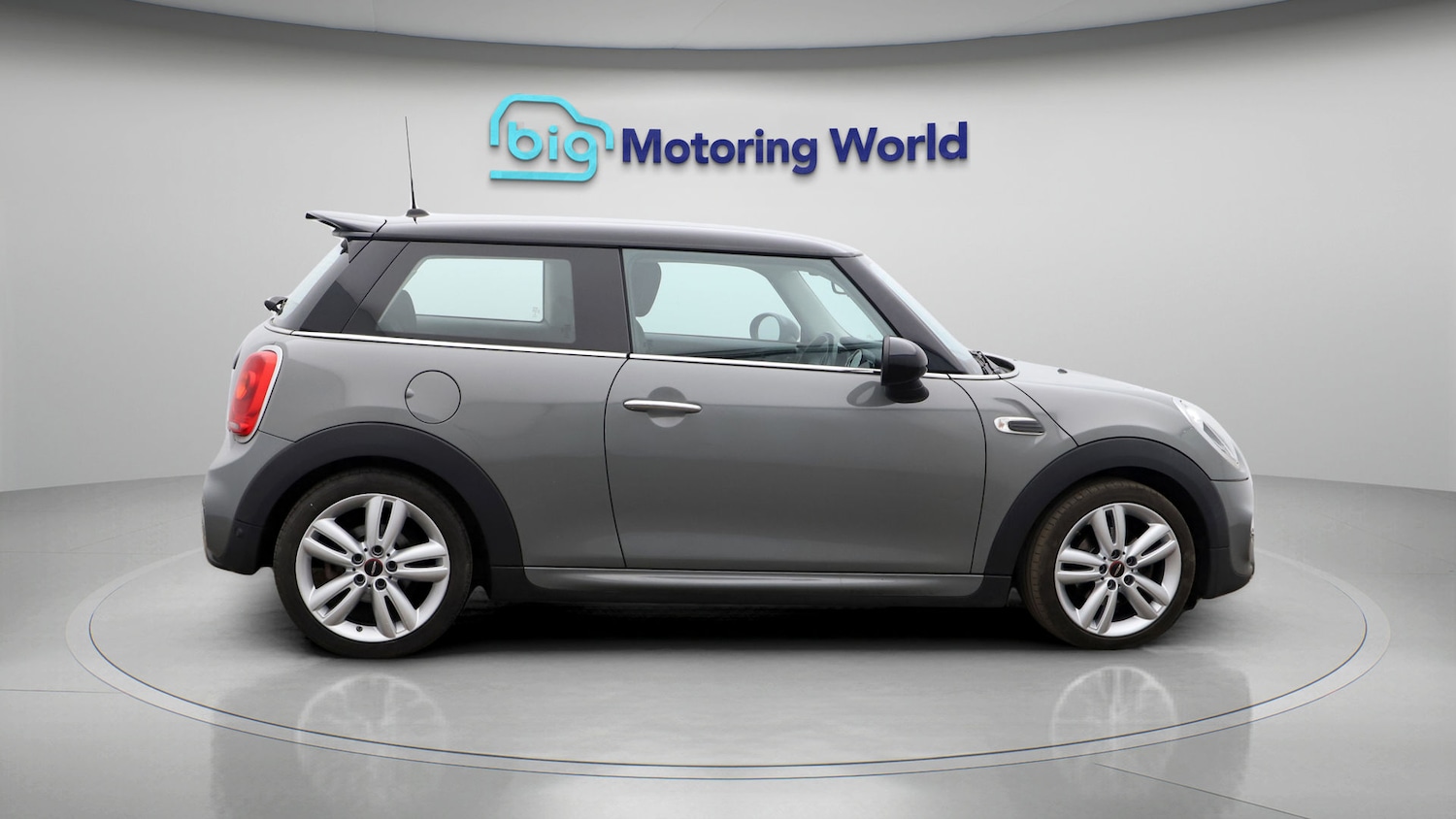 Used MINI Hatch 2018 for sale - 77764312: Photo 8