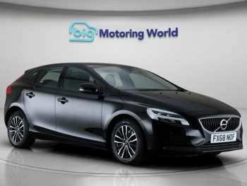 (68) - 2.0 T2 GPF Momentum Nav Plus Hatchback 5dr Petrol Manual Euro 6 (s/s) (122