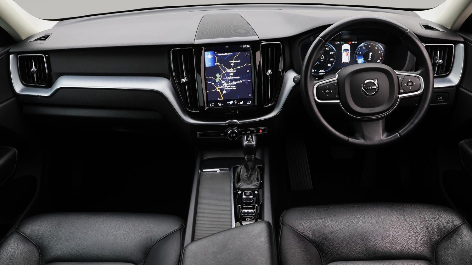 Used Volvo XC60 2018 for sale - 76743589: Photo 14