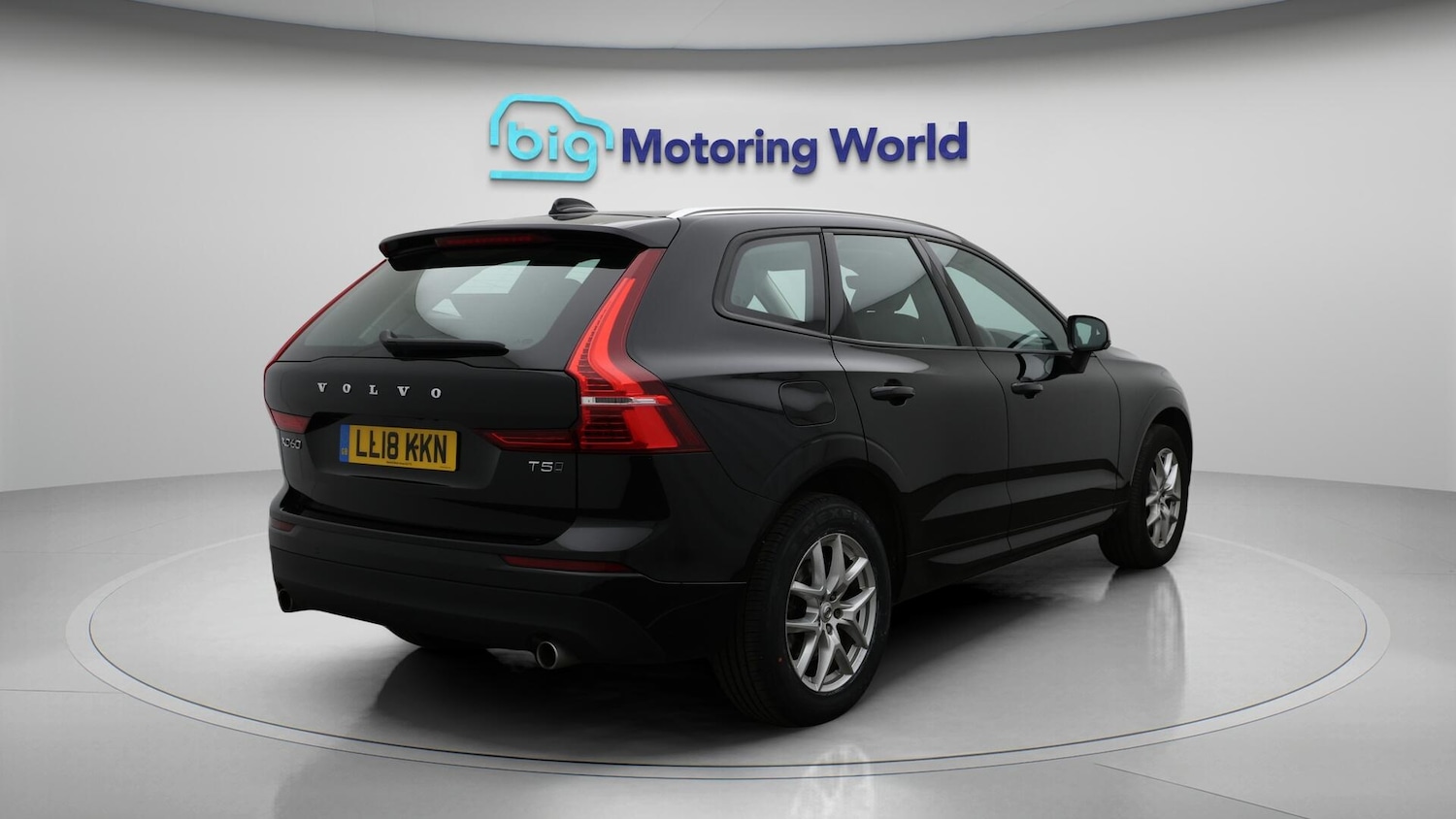 Used Volvo XC60 2018 for sale - 76743589: Photo 8