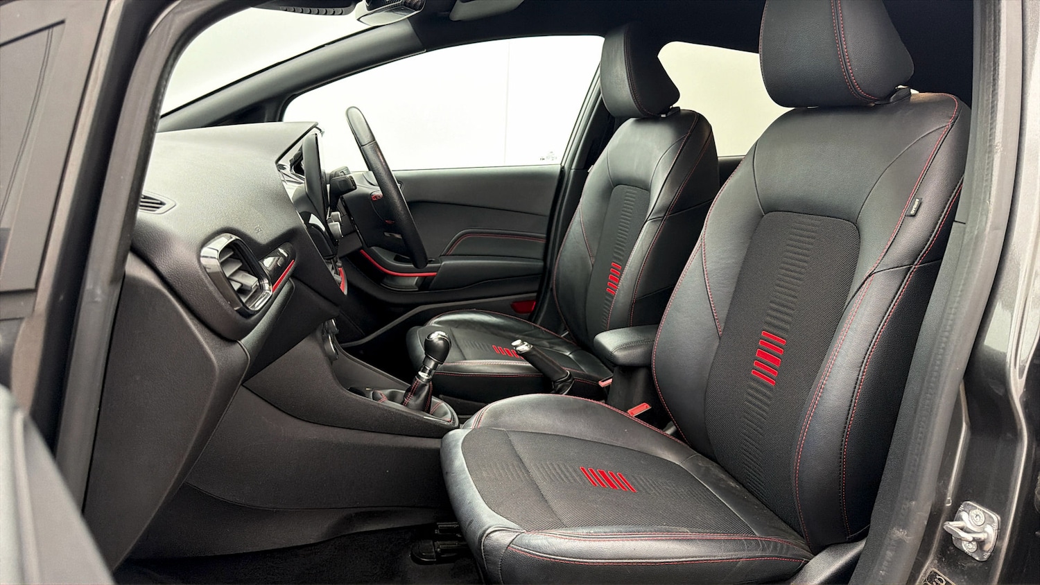 Used Ford Fiesta 2019 for sale - 77934898: Photo 13