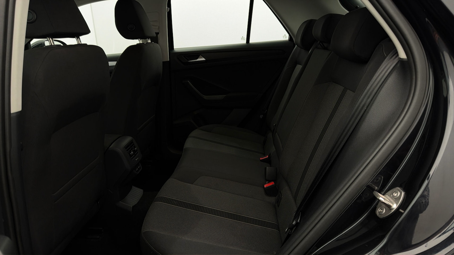 Used Volkswagen T-Roc 2023 for sale - 78011029: Photo 15