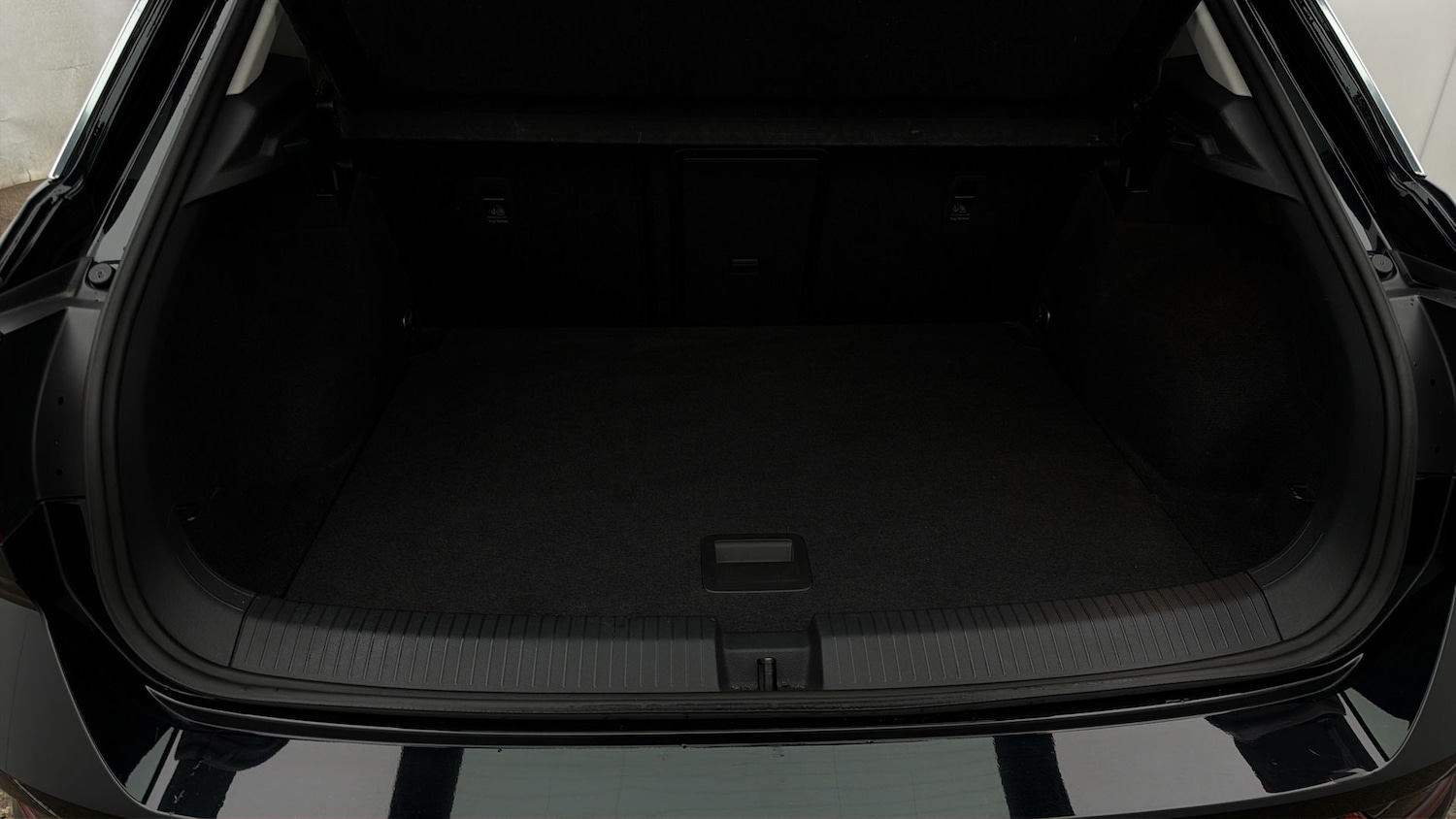 Used Volkswagen T-Roc 2023 for sale - 78011029: Photo 16