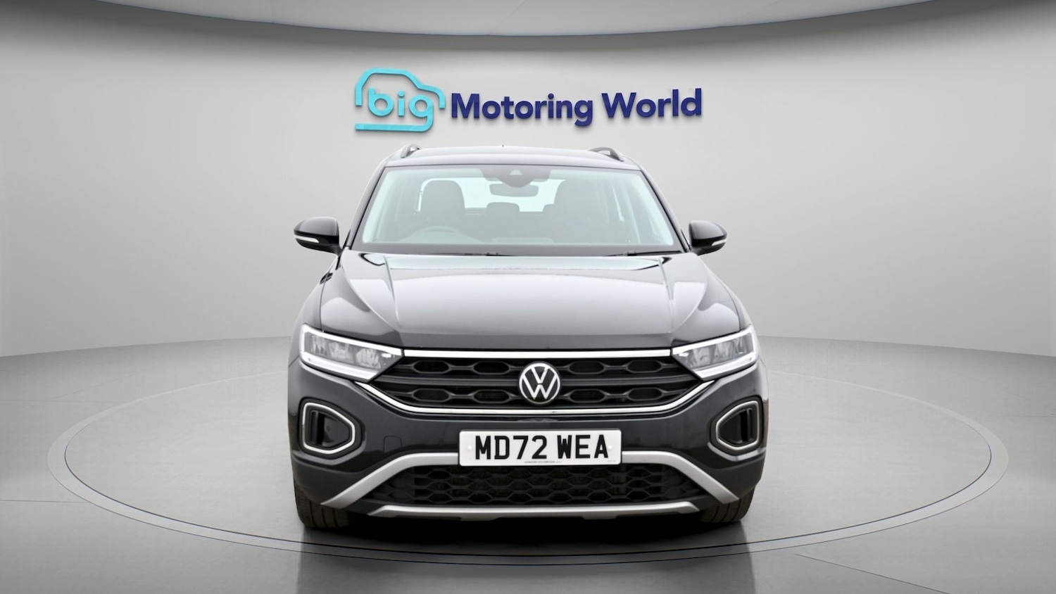 Used Volkswagen T-Roc 2023 for sale - 78011029: Photo 2