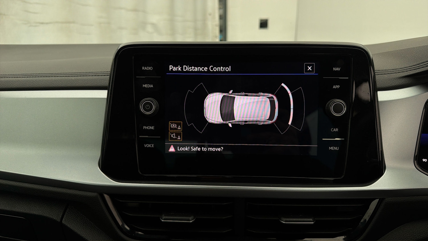 Used Volkswagen T-Roc 2023 for sale - 78011029: Photo 26