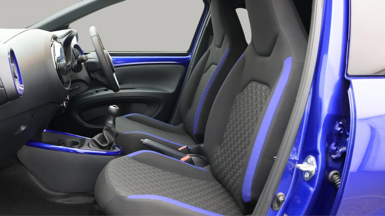 Used Toyota Aygo X 2025 for sale - 76424125: Photo 15