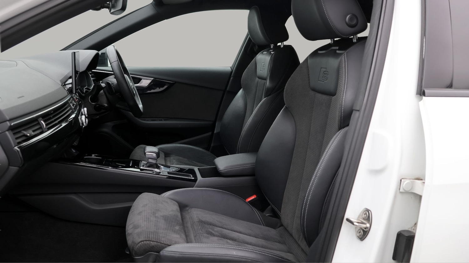 Used Audi A4 Avant 2021 for sale - 77329338: Photo 14