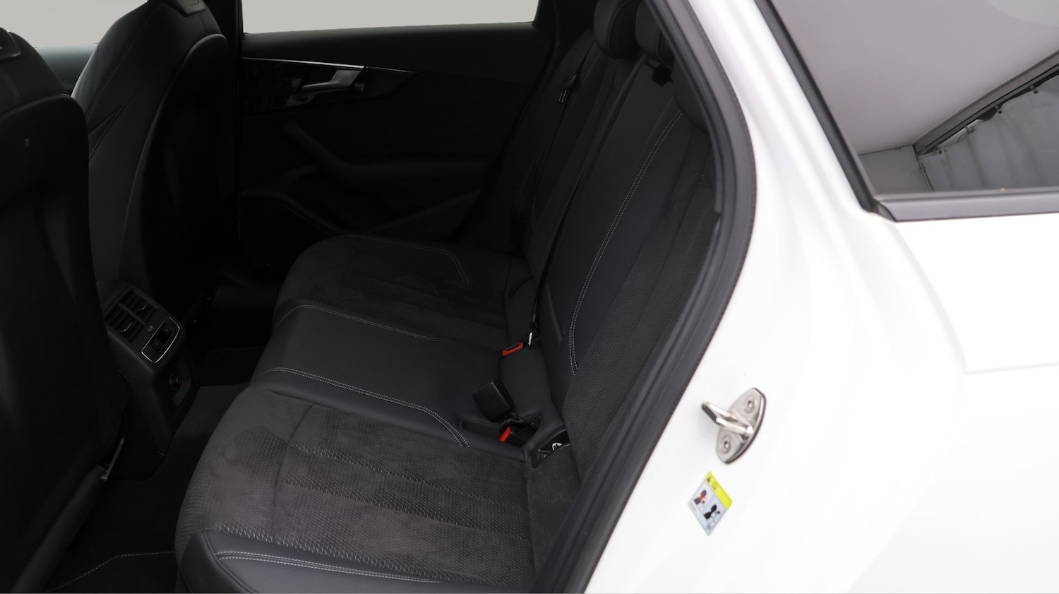 Used Audi A4 Avant 2021 for sale - 77329338: Photo 16