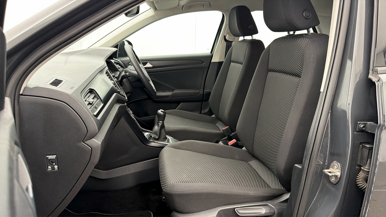 Used Volkswagen T-Roc 2021 for sale - 77951178: Photo 13