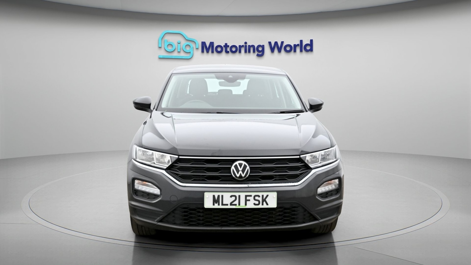 Used Volkswagen T-Roc 2021 for sale - 77951178: Photo 2