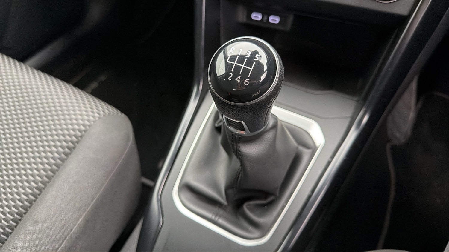 Used Volkswagen T-Roc 2021 for sale - 77951178: Photo 22