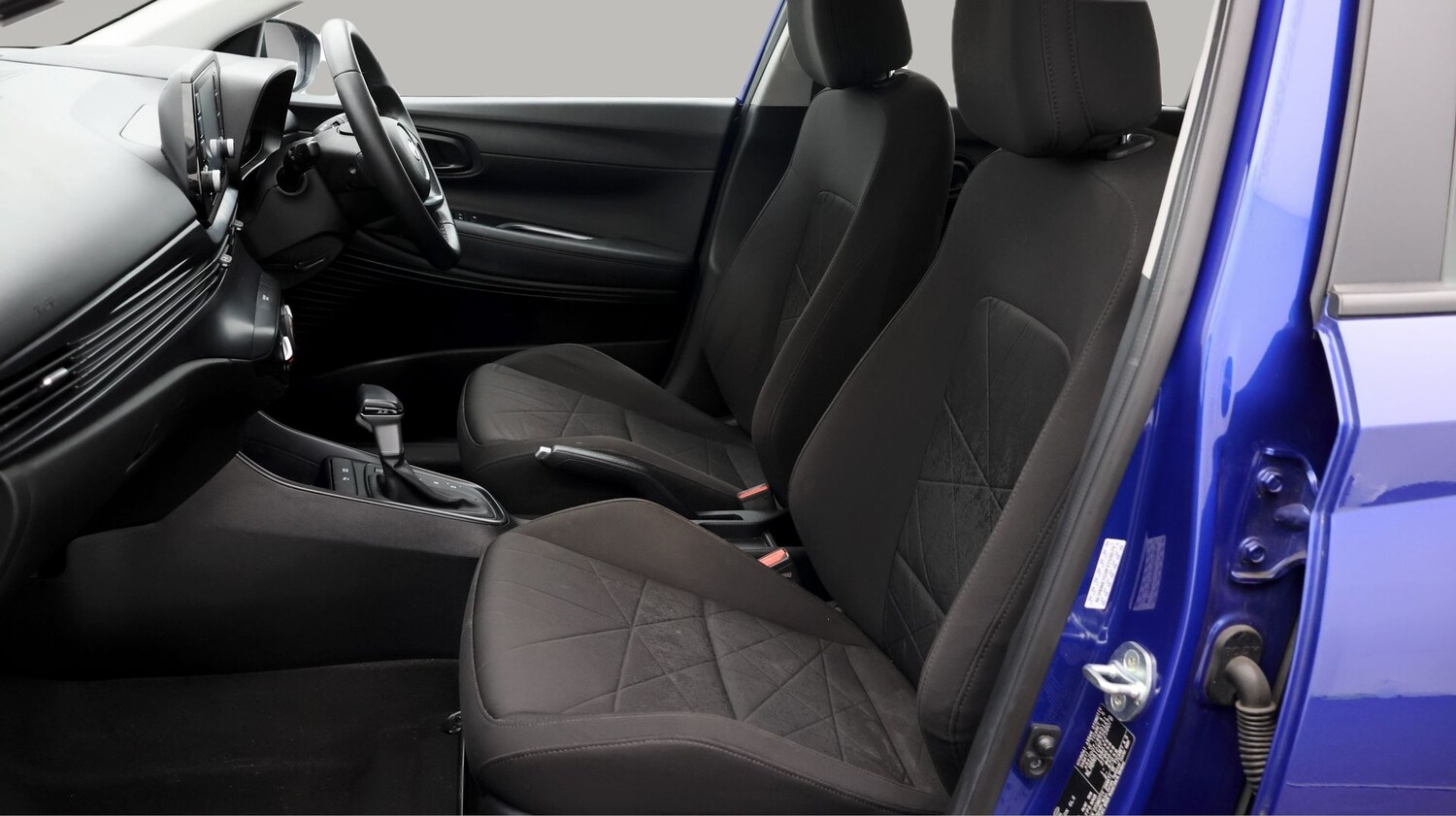 Used Hyundai BAYON for sale - 77871860: Photo 14