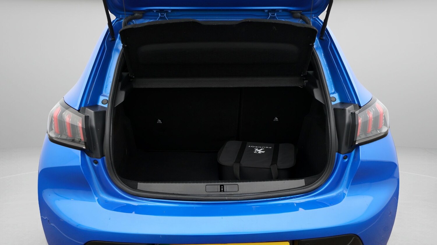 Used Peugeot 208 2021 for sale - 77829610: Photo 17