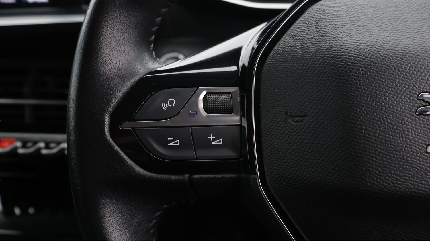 Used Peugeot 208 2021 for sale - 77829610: Photo 25