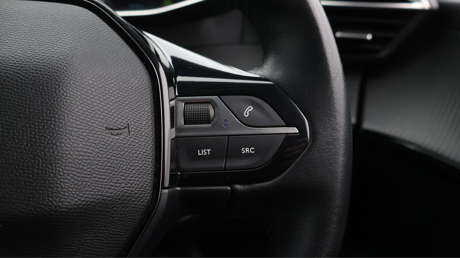 Used Peugeot 208 2021 for sale - 77829610: Photo 26