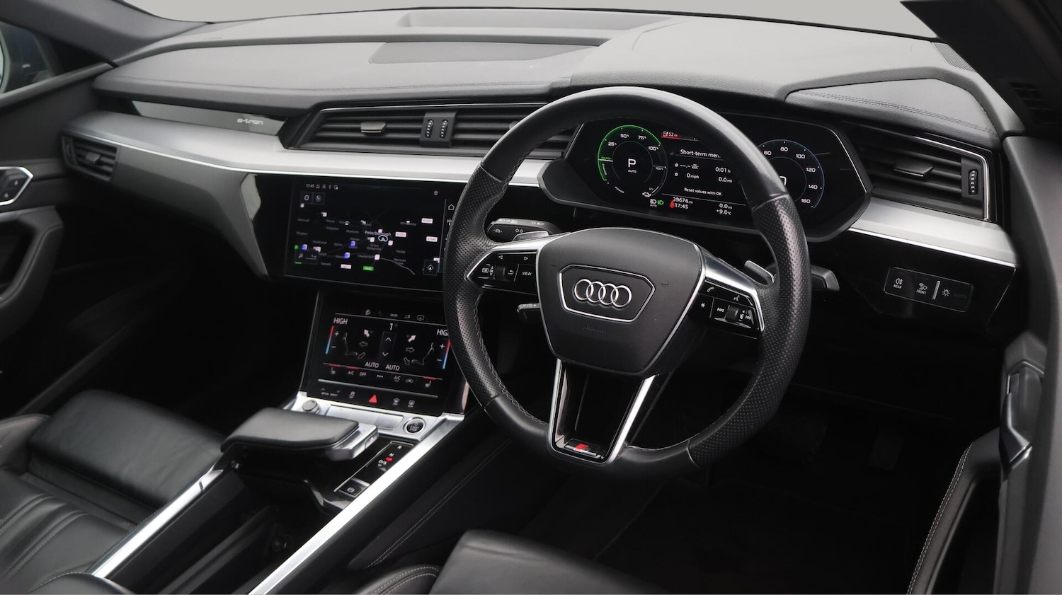 Used Audi e-tron 2022 for sale - 76645897: Photo 10
