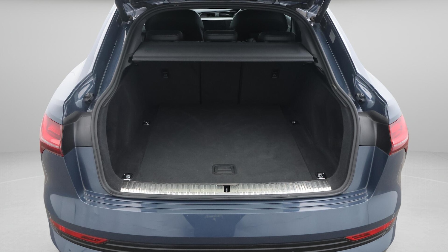 Used Audi e-tron 2022 for sale - 76645897: Photo 18