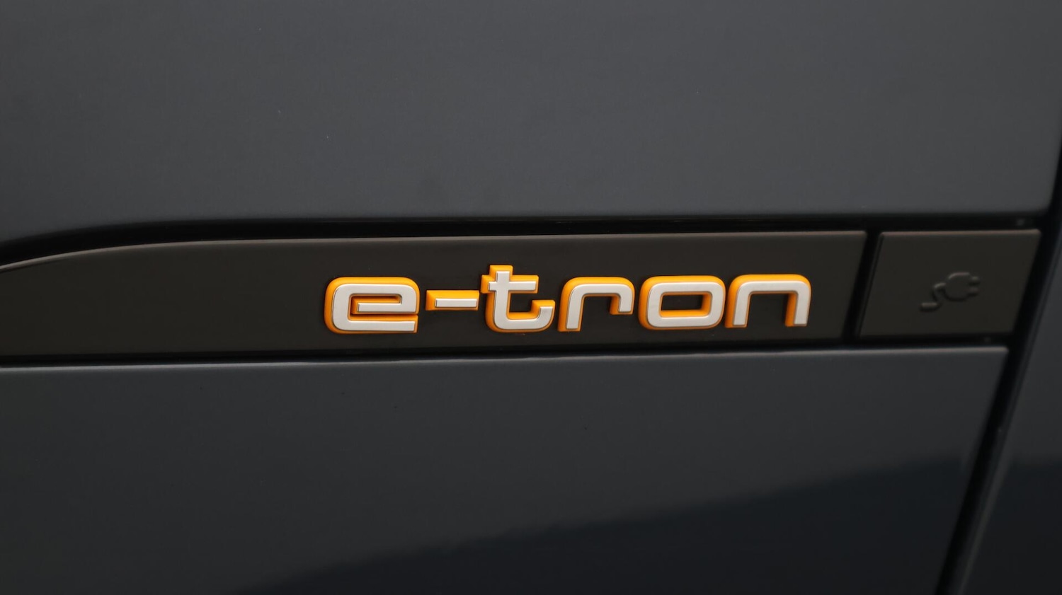 Used Audi e-tron 2022 for sale - 76645897: Photo 21