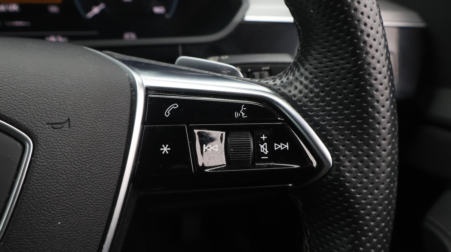 Used Audi e-tron 2022 for sale - 76645897: Photo 26